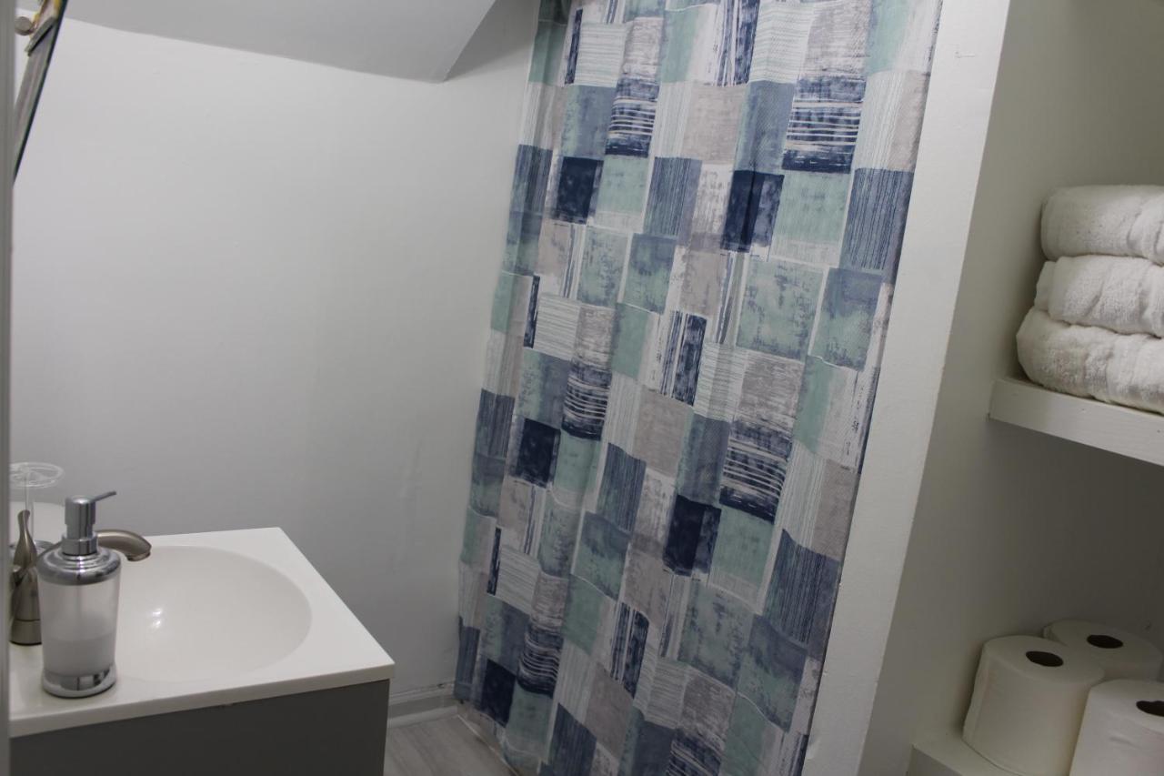 Shared Guest House With Private Rooms Atlanta Esterno foto
